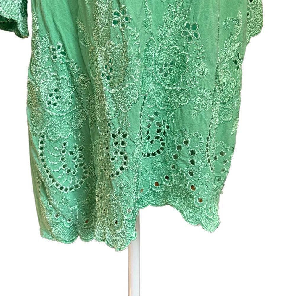 Green top - Picture 3 of 6